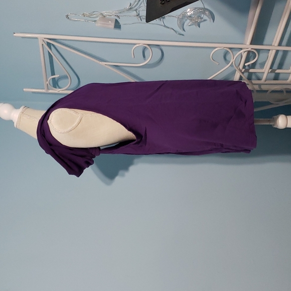 Hooded Vest - Picture 8 of 14